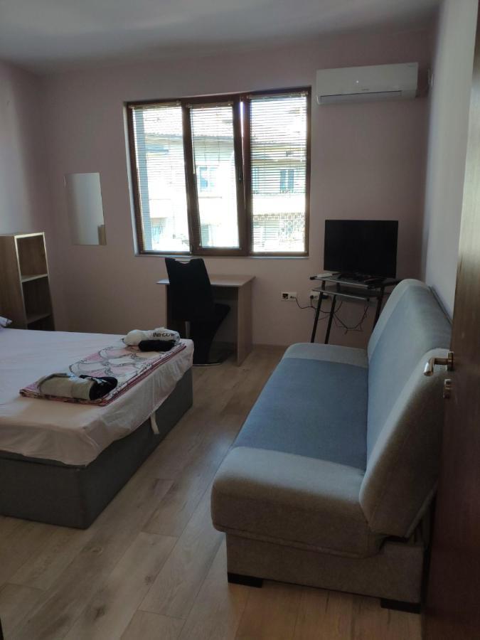 Liliya Apartment Плевна Экстерьер фото