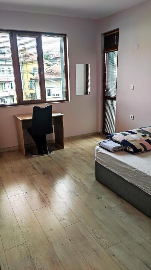 Liliya Apartment Плевна Экстерьер фото